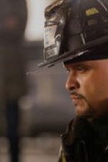 Nonton film Chicago Fire Season 14 Episode 16 terbaru di Dutamovie21